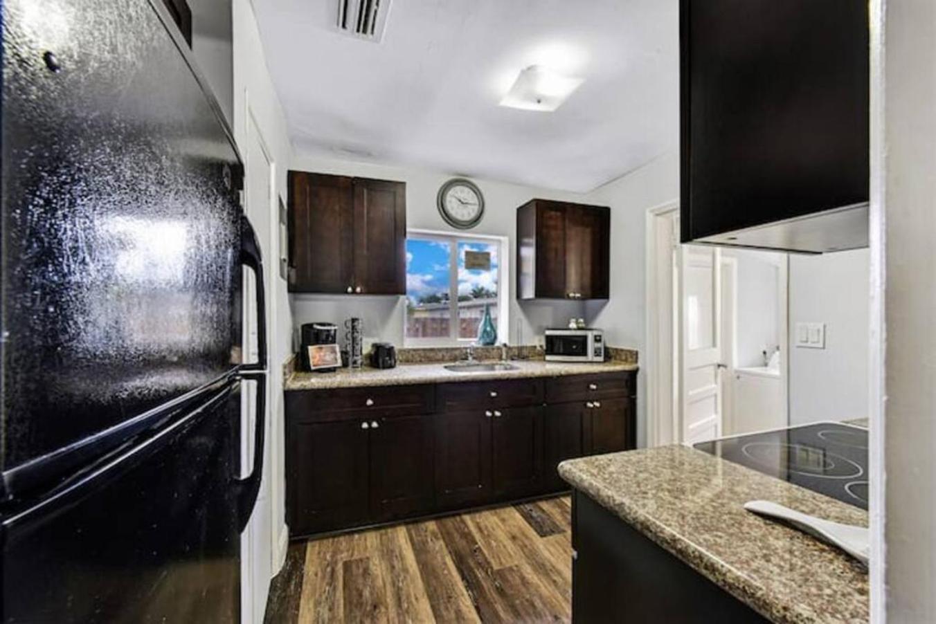Home Wworkstation By Pmi Unit 2908 Hollywood Luaran gambar